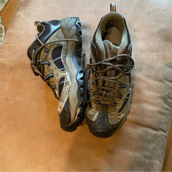 Merrell off road shoes size 12 mens - Picture 4 of 9